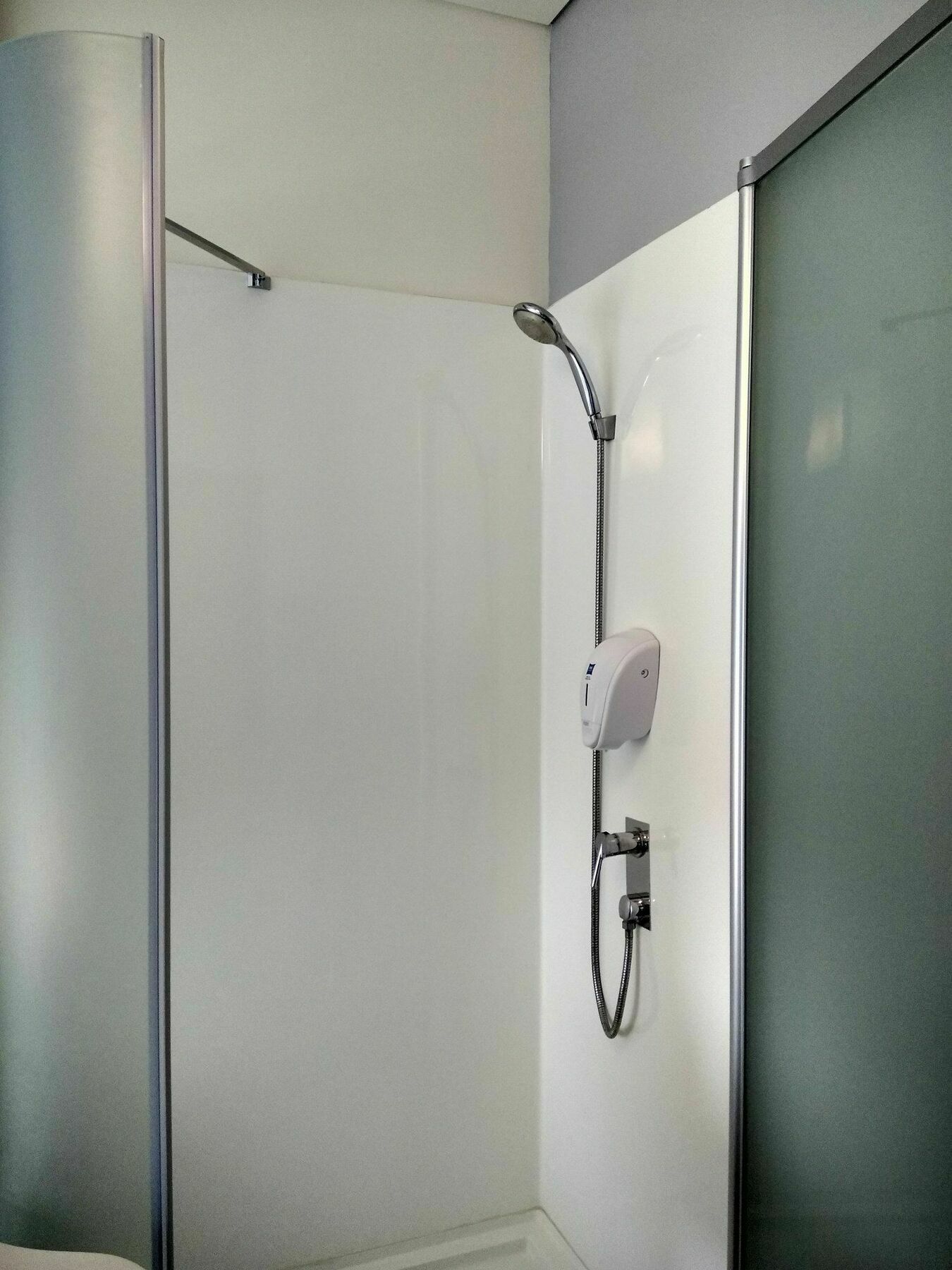 Ibis Budget Чиребон Экстерьер фото